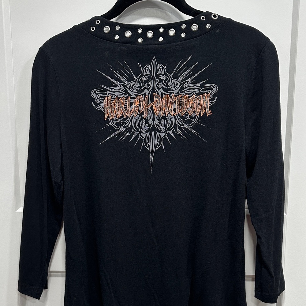 Harley-Davidson Black 3/4 Sleeve V-Neck Top Size Medium - Picture 2 of 11